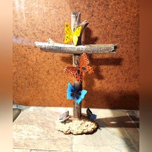 Tabletop Cross 7"x11".